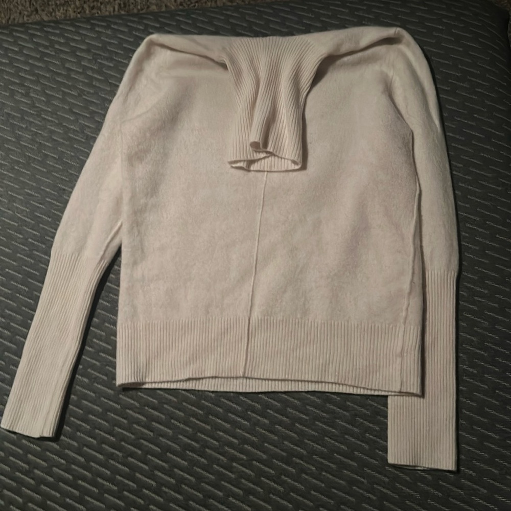 Aqua cashmere turtle neck L size